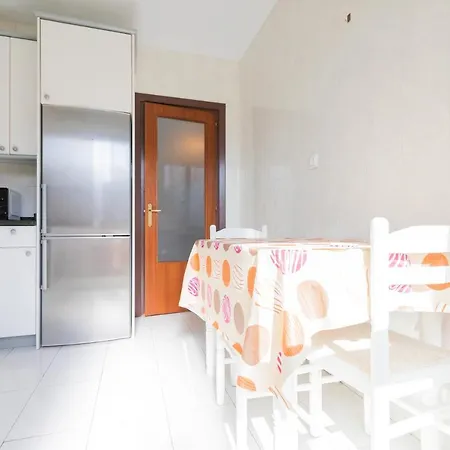 By Next Stop Bilbao * Sopela