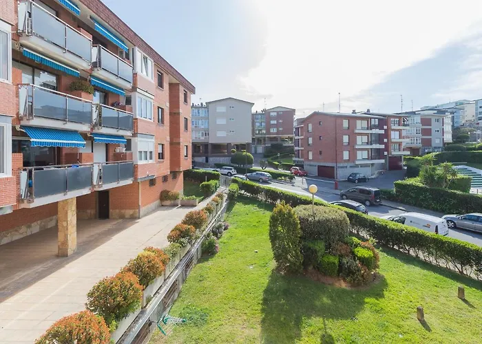 By Next Stop Bilbao *